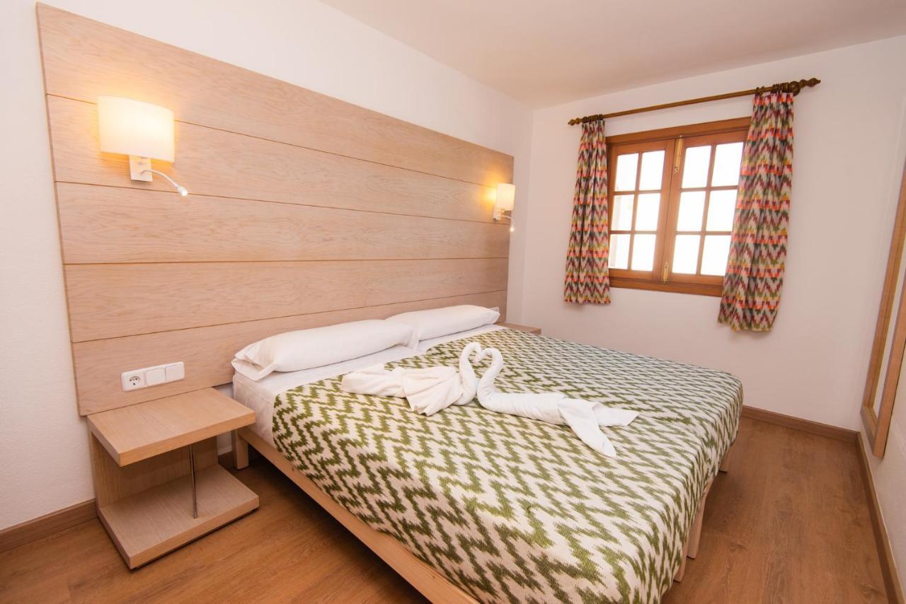 Apartamentos Quijote Park Cala Ratjada  Ngoại thất bức ảnh